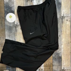 Nike Black Storm-Fit Rain Gear Golf Pants - Like New - Men’s XL